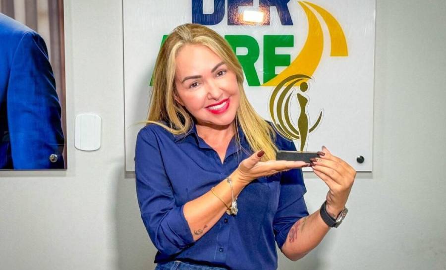 sula-ximenes-oficializa-pre-candidatura-e-troca-de-partido