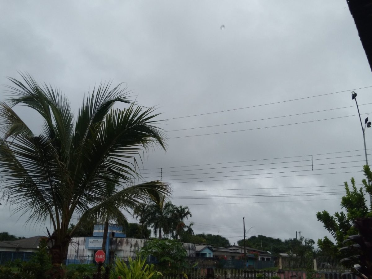 acre-tera-sabado-(4)-de-tempo-nublado-e-com-chance-de-chuvas,-diz-censipam