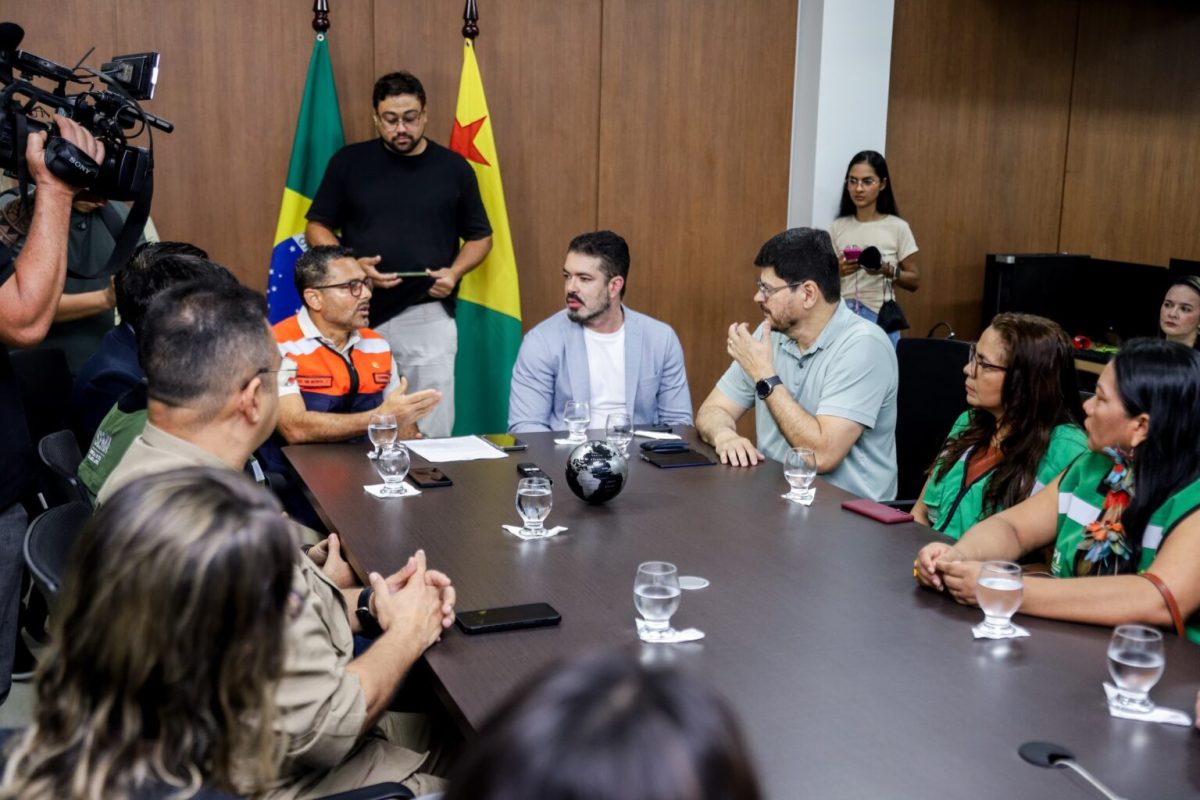 acre-decreta-situacao-de-emergencia-em-seis-cidades-atingidas-pela-cheia-dos-rios