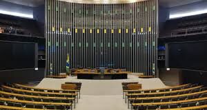 Brasília impacto Acre decisões federais economia gestão pública