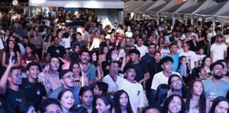 Público reunido no evento Fé na Missão no Calçadão da Gameleira Acre