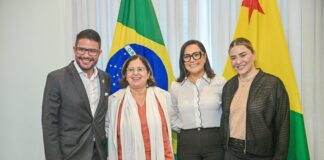 estrutura pública com cargo sendo tratado como posse no Acre