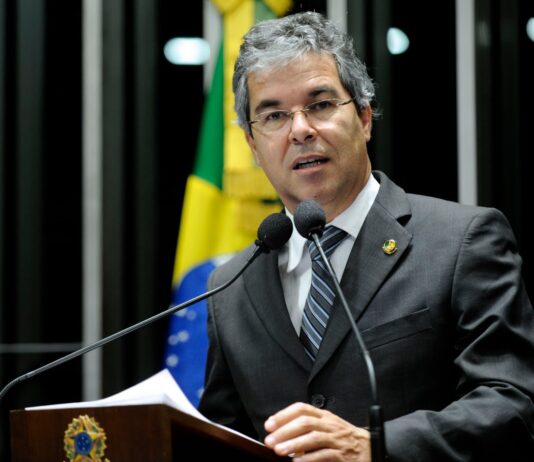 Jorge Viana Senado STF análise política critério