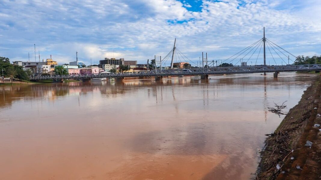 Plano Diretor Rio Branco crescimento urbano enchentes mobilidade