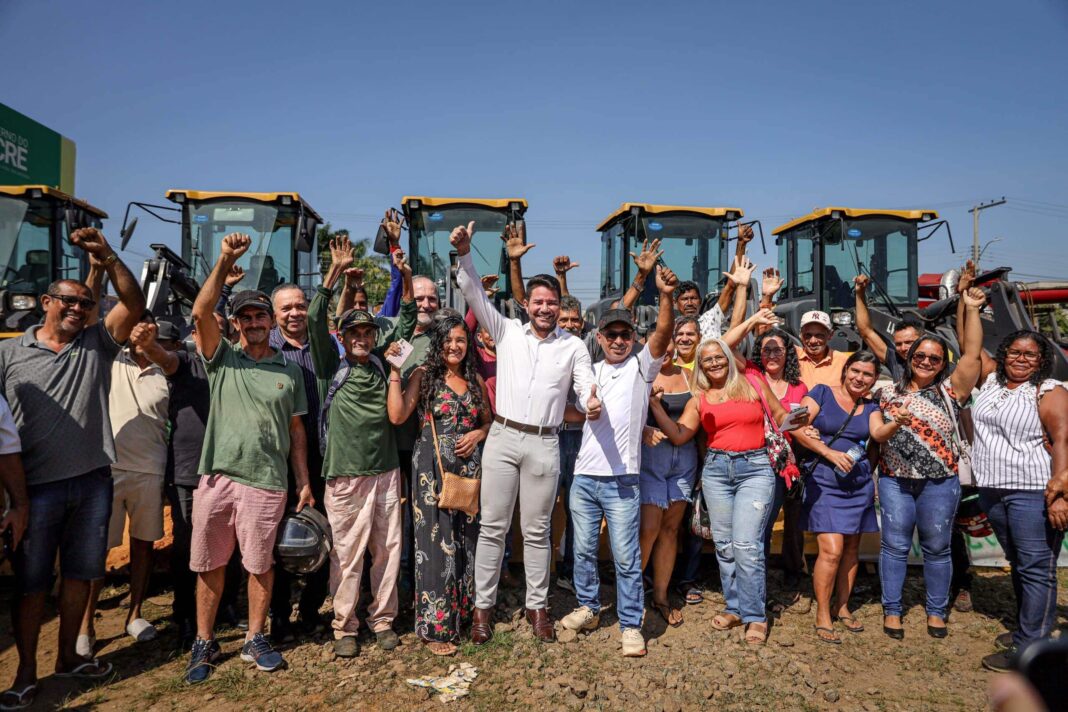mercado de trabalho no Acre com avanço dos serviços e queda do agro