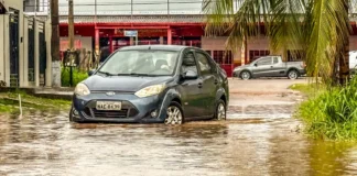 tempo Rio Branco domingo chuva forte trovoadas