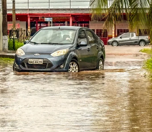 tempo Rio Branco domingo chuva forte trovoadas