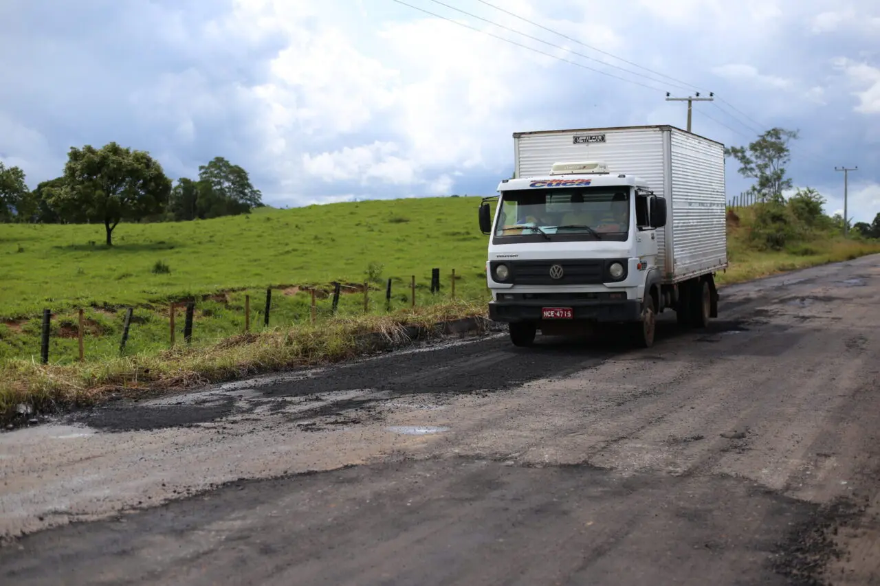 BR 364 no Acre com obras manutenção tráfego e cobrança por transparência2
