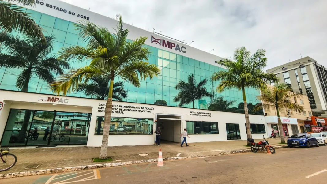 MP investiga queda da ponte em Sena Madureira após desabamento de estrutura interditada