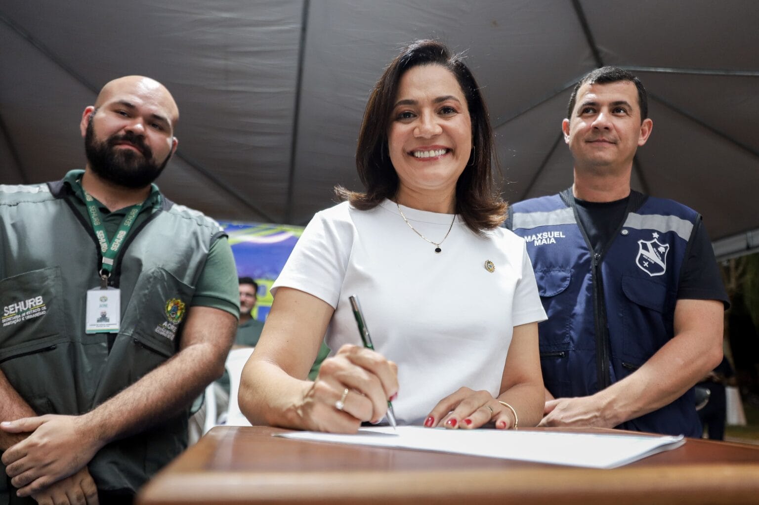 Mailza anuncia R$ 5 milhões para construção de 40 casas em Xapuri