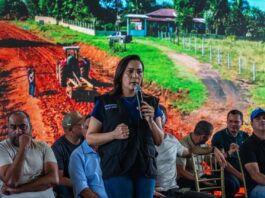 Máquinas trabalham em ramal durante Operação Verão no Juruá1
