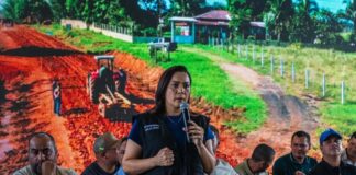 Máquinas trabalham em ramal durante Operação Verão no Juruá1