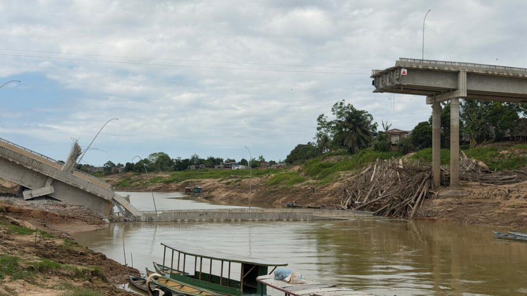 Ponte caiu por cima, mas o problema pode ter começado por baixo