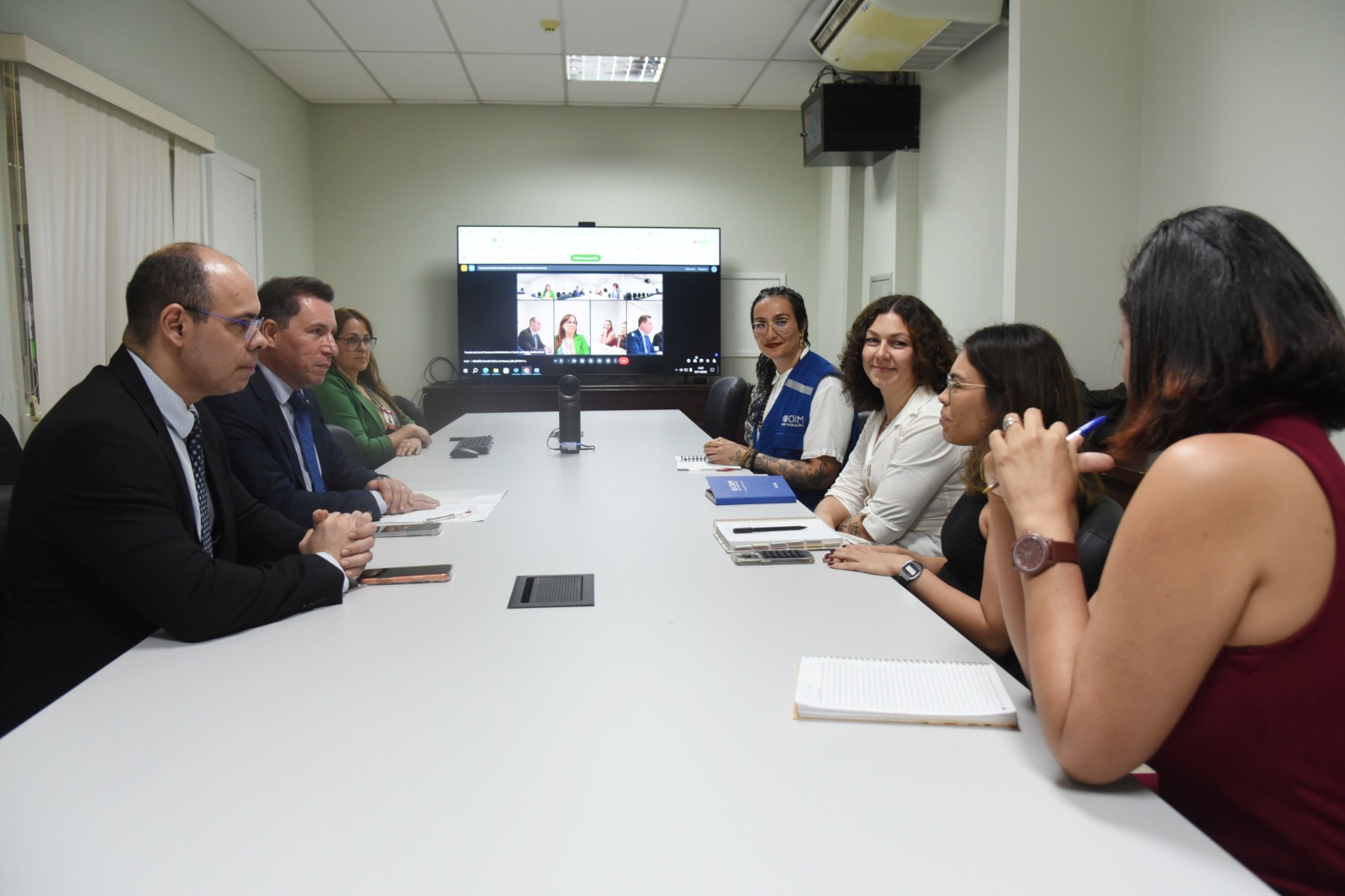 Reunião institucional sobre tráfico de pessoas no Acre e atendimento a vítimas