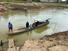 Travessia sobre o Rio Iaco após desabamento da Ponte Frei Paolino em Sena Madureira1