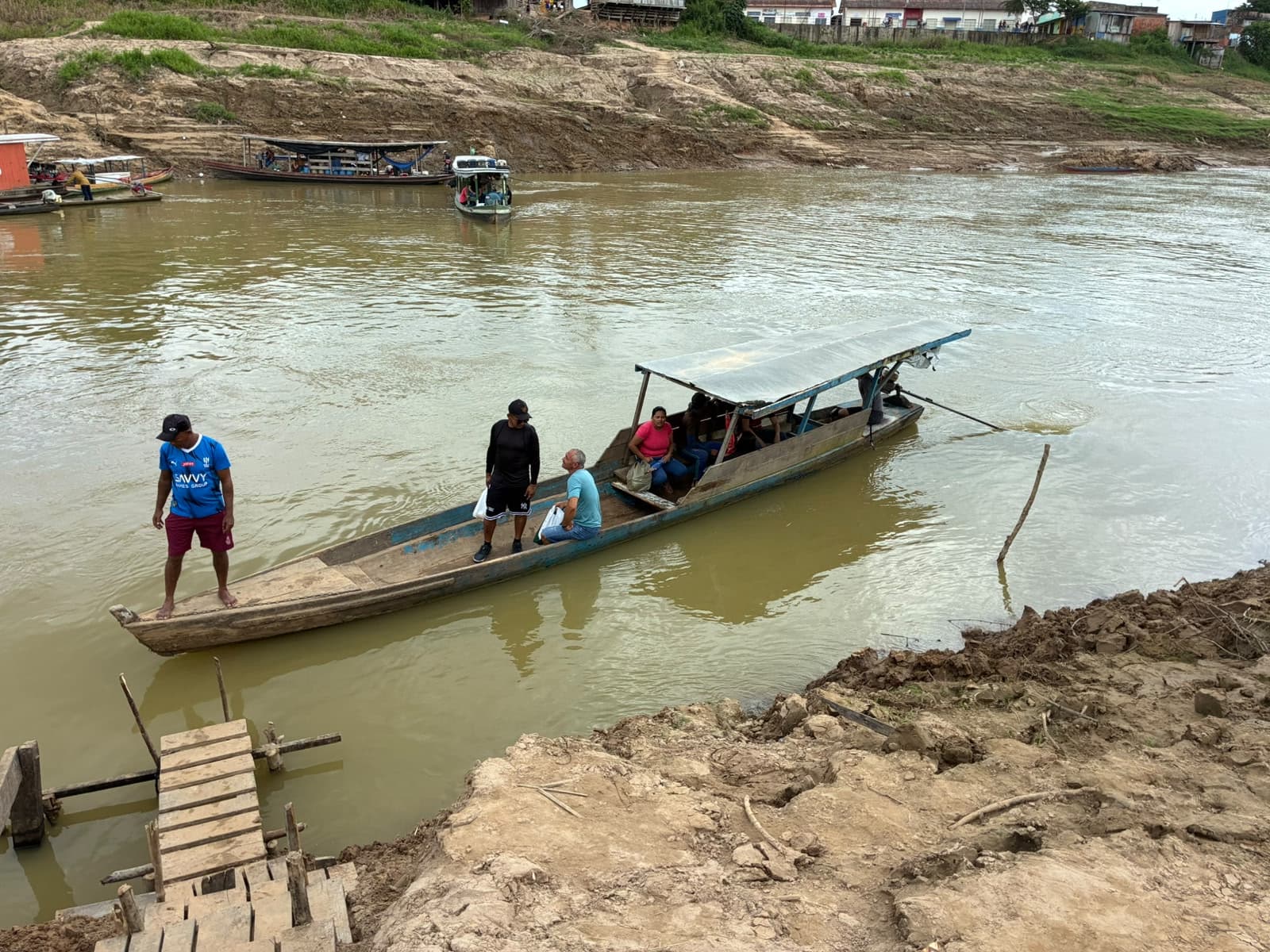 Travessia sobre o Rio Iaco após desabamento da Ponte Frei Paolino em Sena Madureira1