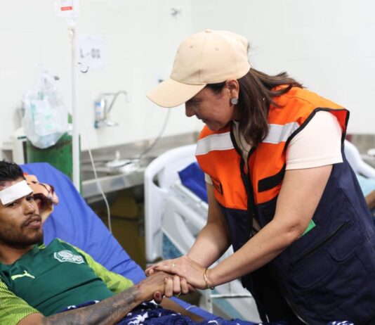 caminhoneiro ferido relata fissura antes da queda da ponte em Sena Madureira