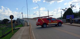 ponte em Sena Madureira desaba e expõe risco na infraestrutura do Acre