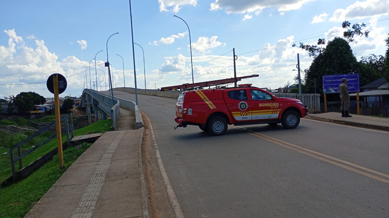 ponte em Sena Madureira desaba e expõe risco na infraestrutura do Acre