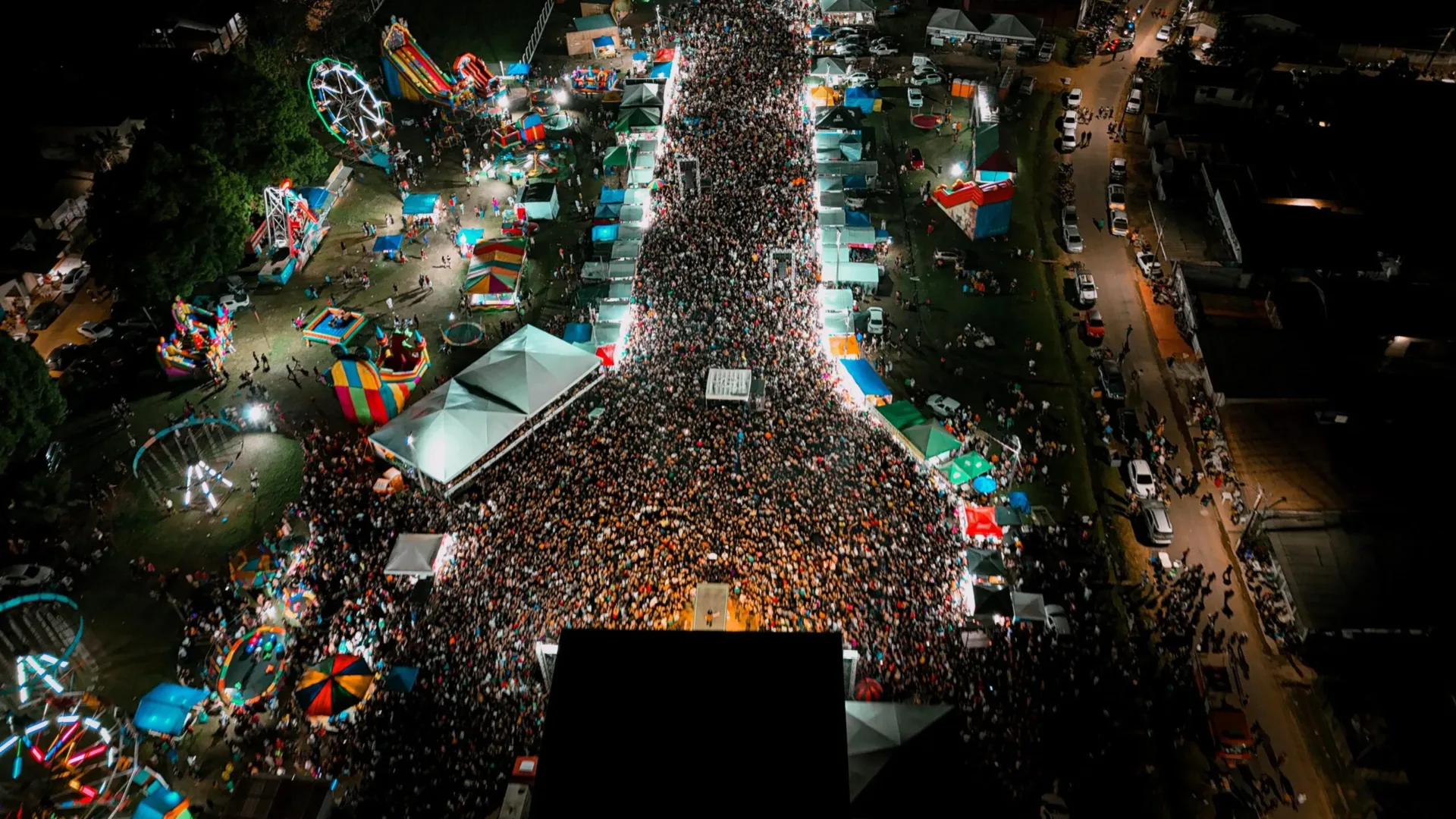 Festival do Açaí reúne público no Parque Buritizal, em Feijó, no interior do Acre