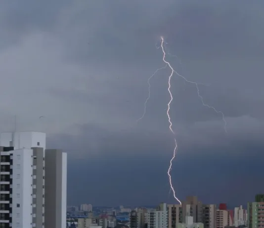 Chuvas persistentes colocam São Paulo em estado de atenção para deslizamentos