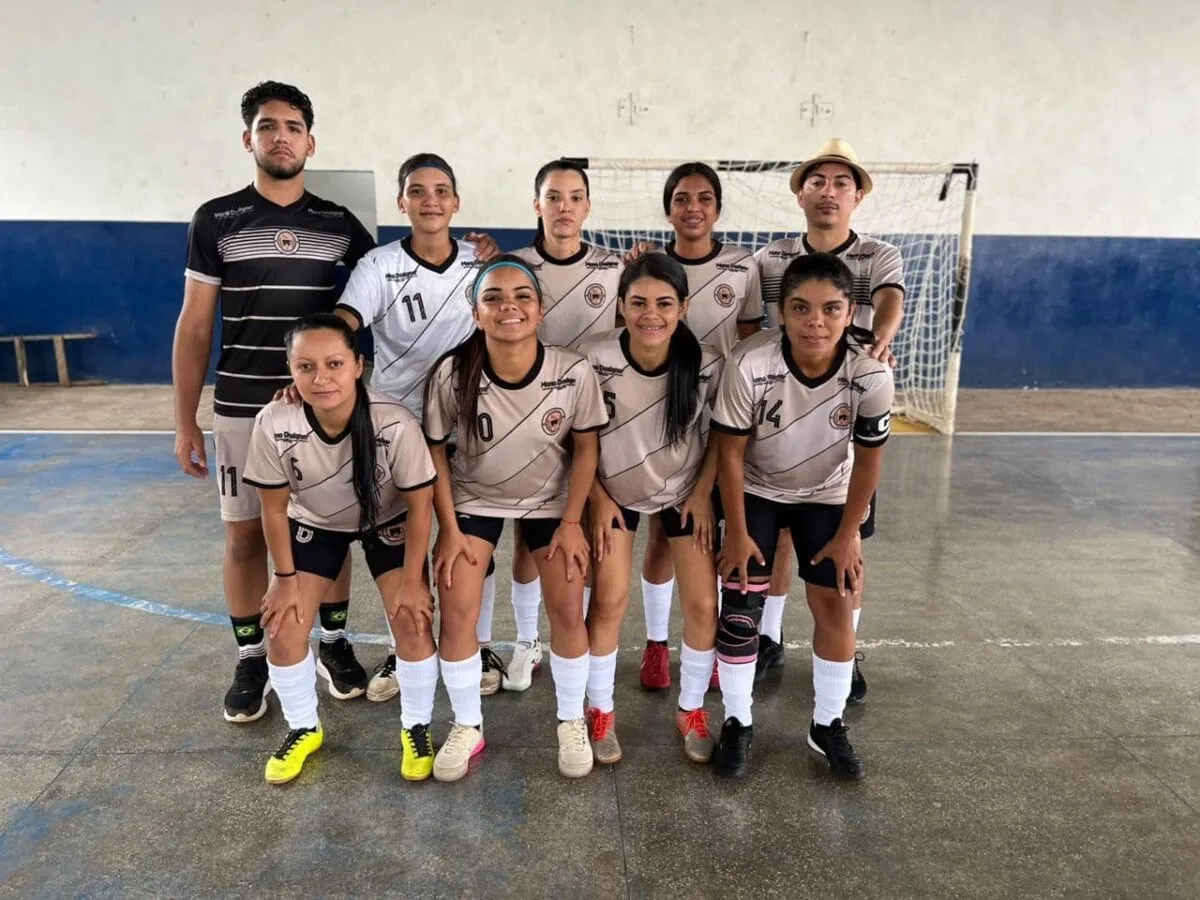 Café com Leite vence Borussia e avança à semifinal do Estadual Feminino