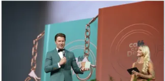 Junior Rostirola durante a Tour Café com Deus Pai, que chega a Rio Branco (AC) no dia 14 de setembro de 2026, após o lançamento da edição 2027 do livro.