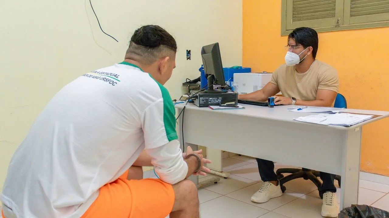 Prefeitura de Rio Branco leva ação de saúde ao Presídio Francisco de Oliveira Conde
