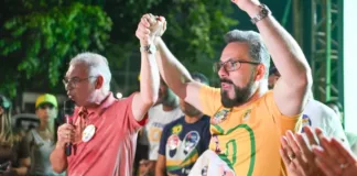 Alan Rick reúne multidão na Baixada da Sobral e apresenta propostas à região