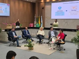Candidatos ao governo do Acre discutem saúde, educação e clima durante encontro no TCE