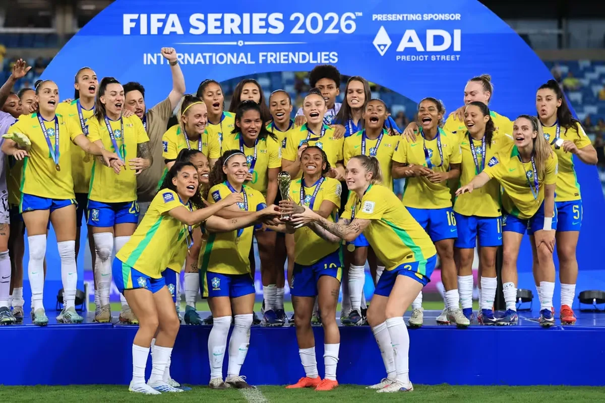 Copa Feminina 2027 pode movimentar R$ 8,8 bilhões no Brasil. Entenda a estimativa da FGV, os empregos projetados e de onde vem o impacto econômico.